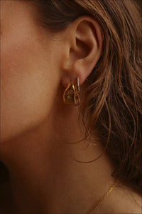Hugo Earrings Gold