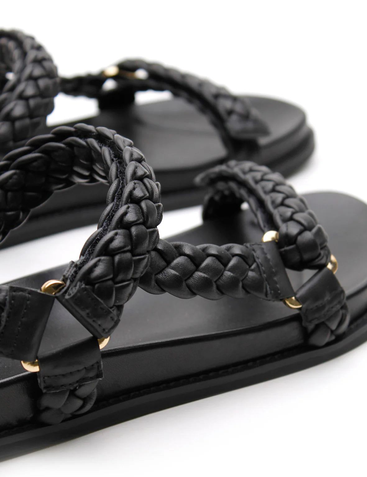 Elke Braided Sandal // Black