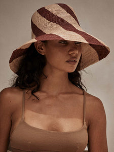 Amira Bucket Hat // Pink & Burgundy Spiral
