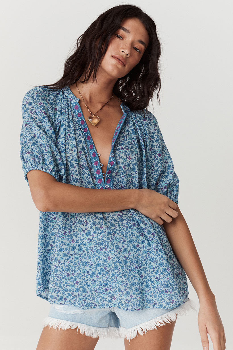 Love Jetty Short Sleeve Blouse // Blue Nirvana