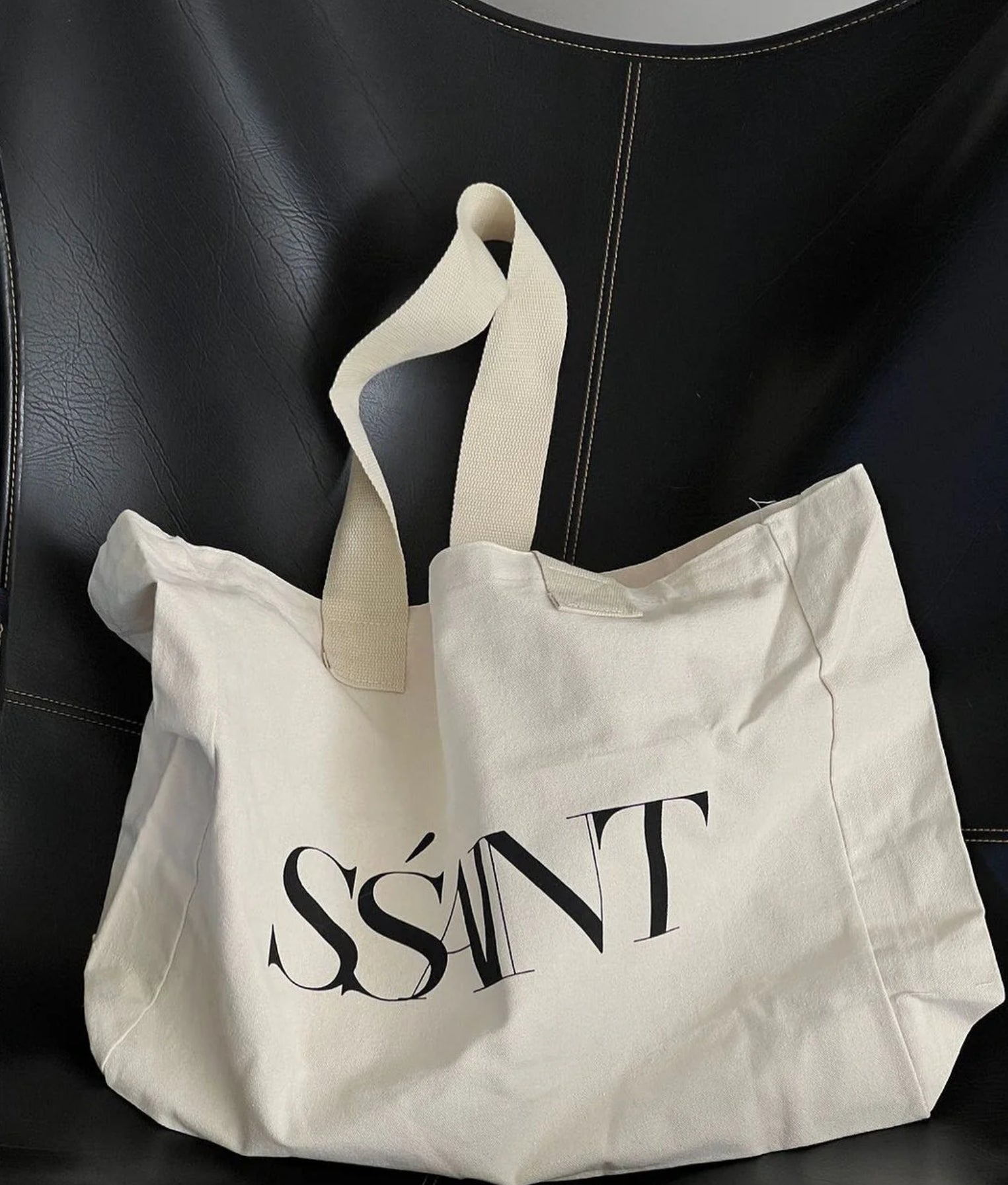 SŚAINT TOTE BAG