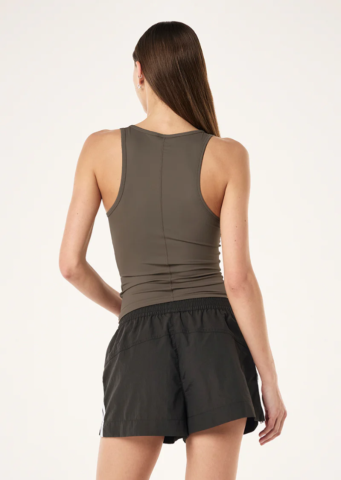 Foundation Scoop Tank // Smokestone
