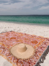 Load image into Gallery viewer, Del Sol Picnic Rug
