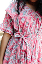 Load image into Gallery viewer, Maribel Paisley
